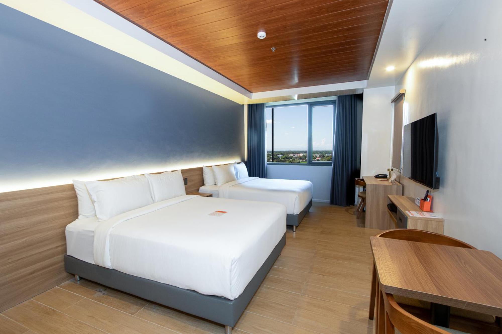 Levo Hotel Urdaneta Zewnętrze zdjęcie